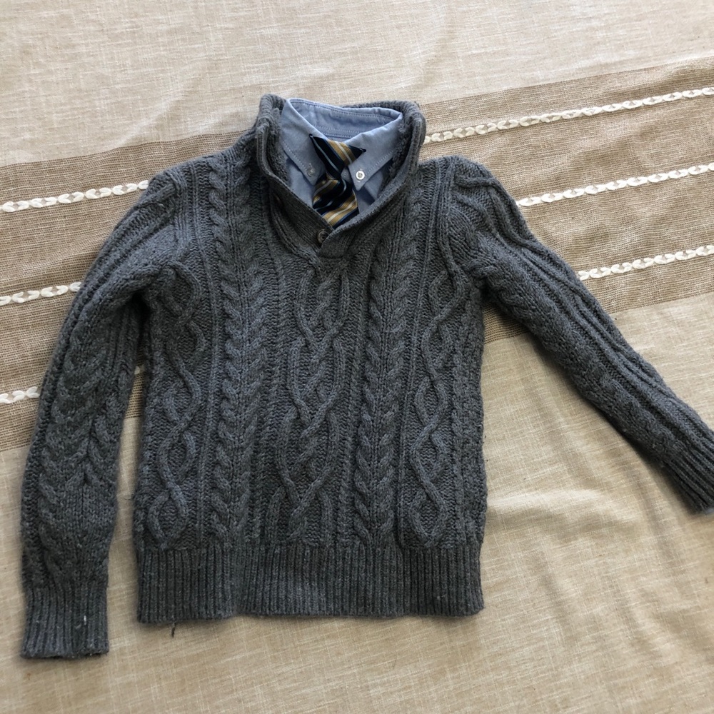 Boys size 5 dress outfit with clip on tie